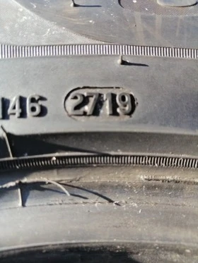 Гуми Зимни 215/65R16, снимка 6