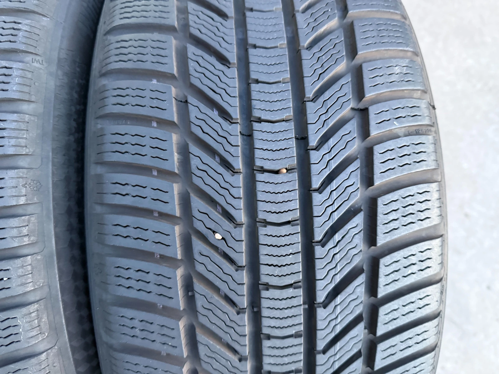 ���� 235/45R18 | Mobile.bg � ����������� 7