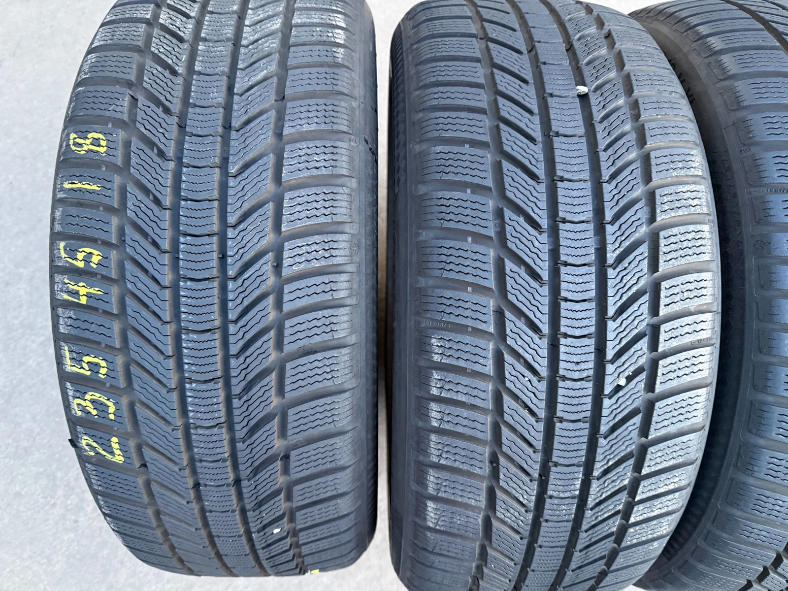 ���� 235/45R18 | Mobile.bg � ����������� 2