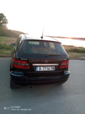 Mercedes-Benz B 180, снимка 1