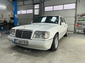 Mercedes-Benz 124 E220, снимка 1