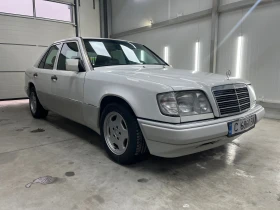 Mercedes-Benz 124 E220, снимка 2