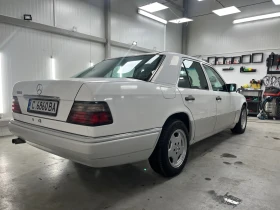 Mercedes-Benz 124 E220, снимка 3