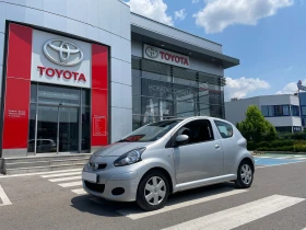 Toyota Aygo 1.0 46000км. История , снимка 1