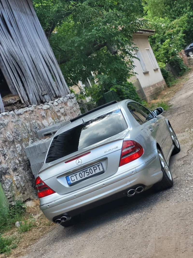 Mercedes-Benz E 270 2.7 CDI, снимка 10 - Автомобили и джипове - 47732093