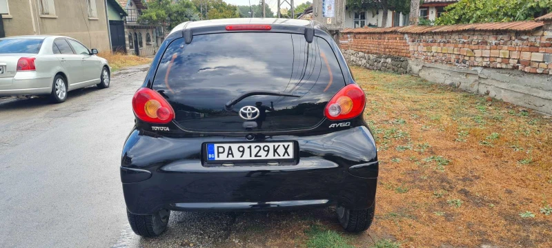 Toyota Aygo, снимка 2 - Автомобили и джипове - 48591794