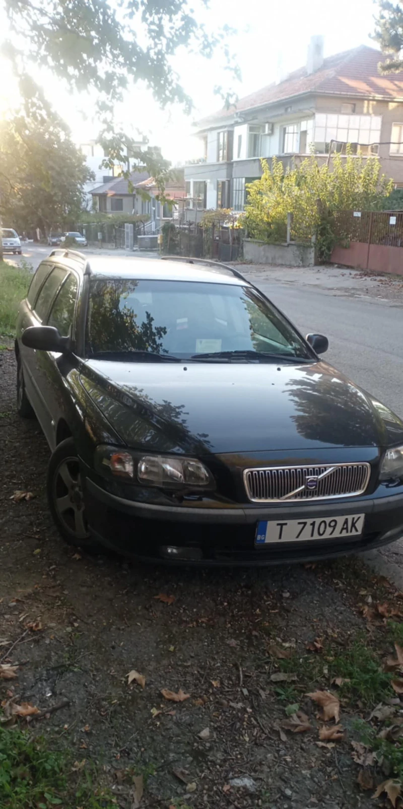 Volvo V70, снимка 2 - Автомобили и джипове - 49043498