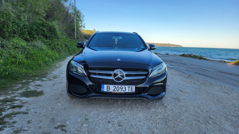 Mercedes-Benz C 200 Carplay/Ambient lighting , снимка 2 - Автомобили и джипове - 52745602