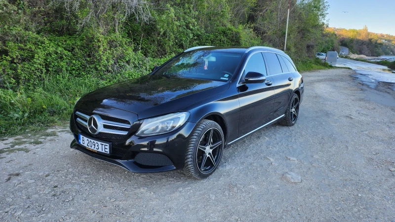 Mercedes-Benz C 200 Carplay/Ambient lighting , снимка 3 - Автомобили и джипове - 52745602