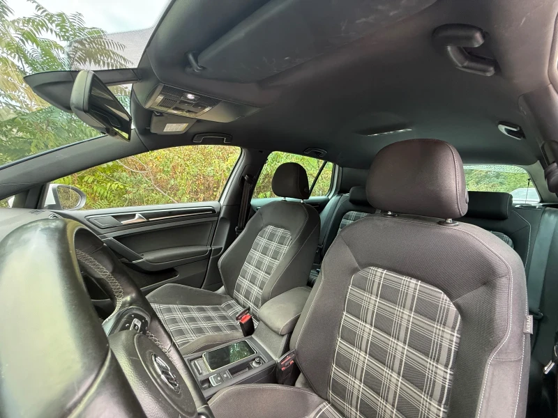VW Golf 2.0 GTD, снимка 12 - Автомобили и джипове - 51910727