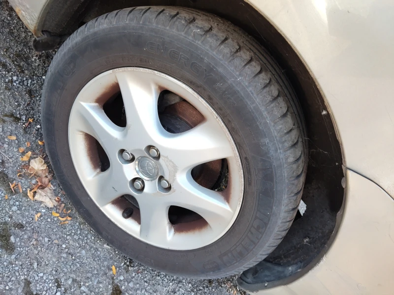 Toyota Corolla verso 2, 0d 90ps, снимка 5 - Автомобили и джипове - 51965253