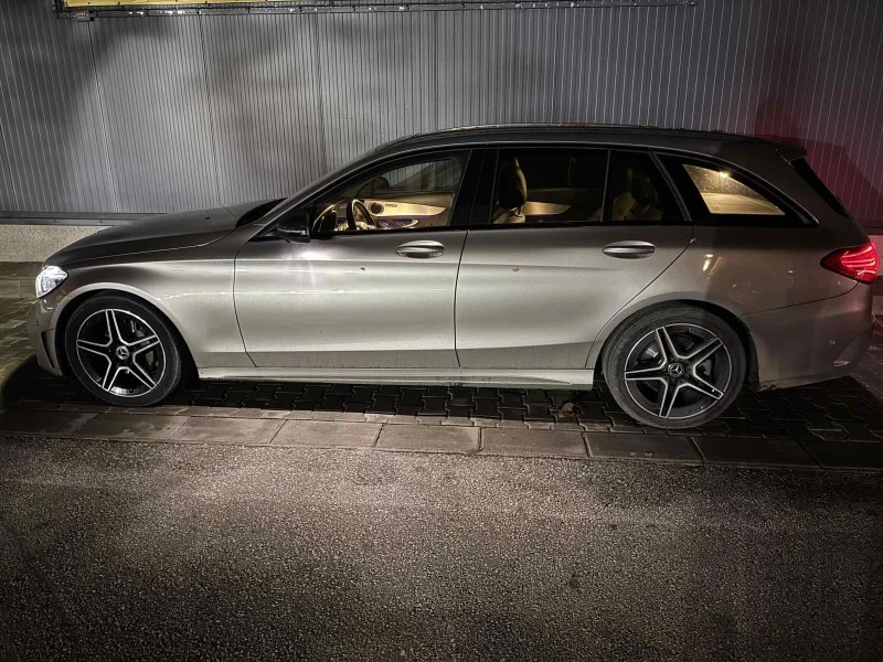 Mercedes-Benz C 180 360 //89000km//FACE//AMG PACK, снимка 9 - Автомобили и джипове - 52367834