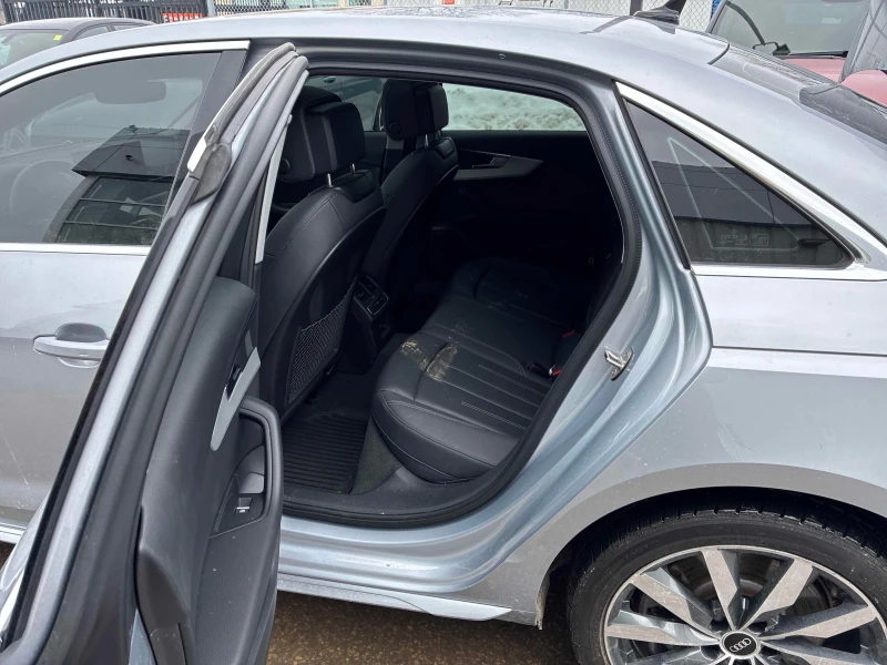 Audi A4  Komfort /ПОДГРЕВ/КАМЕРА/MATRIX, снимка 14 - Автомобили и джипове - 53600365