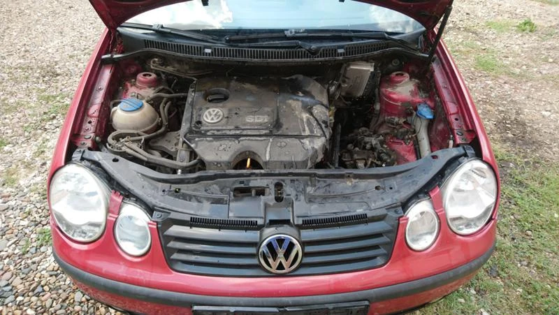 VW Polo 1.9 sdi, снимка 4 - Автомобили и джипове - 29364449