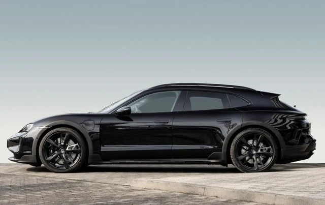 Porsche Taycan TURBO* CROSS TURISMO* BURM* PANO* DISTR* 360CAM* K - изображение 2