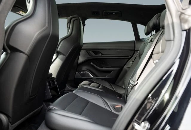Porsche Taycan TURBO* CROSS TURISMO* BURM* PANO* DISTR* 360CAM* K - изображение 8