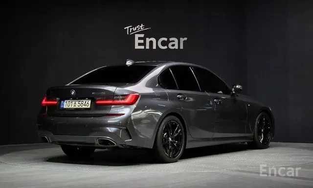 BMW 340 M340i xDrive | HUD | 360 Камера | Harman Kardon | , снимка 2 - Автомобили и джипове - 54691078