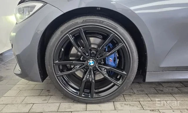 BMW 340 M340i xDrive | HUD | 360 Камера | Harman Kardon | , снимка 4 - Автомобили и джипове - 54691078