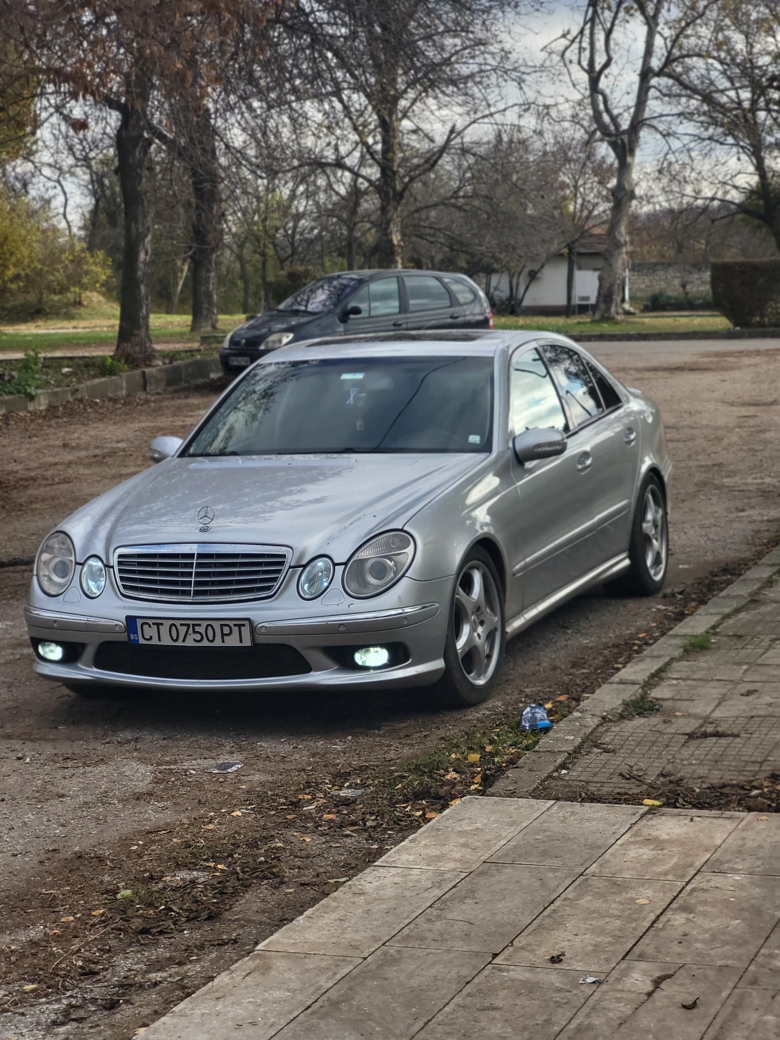 Mercedes-Benz E 270 2.7 CDI - изображение 3