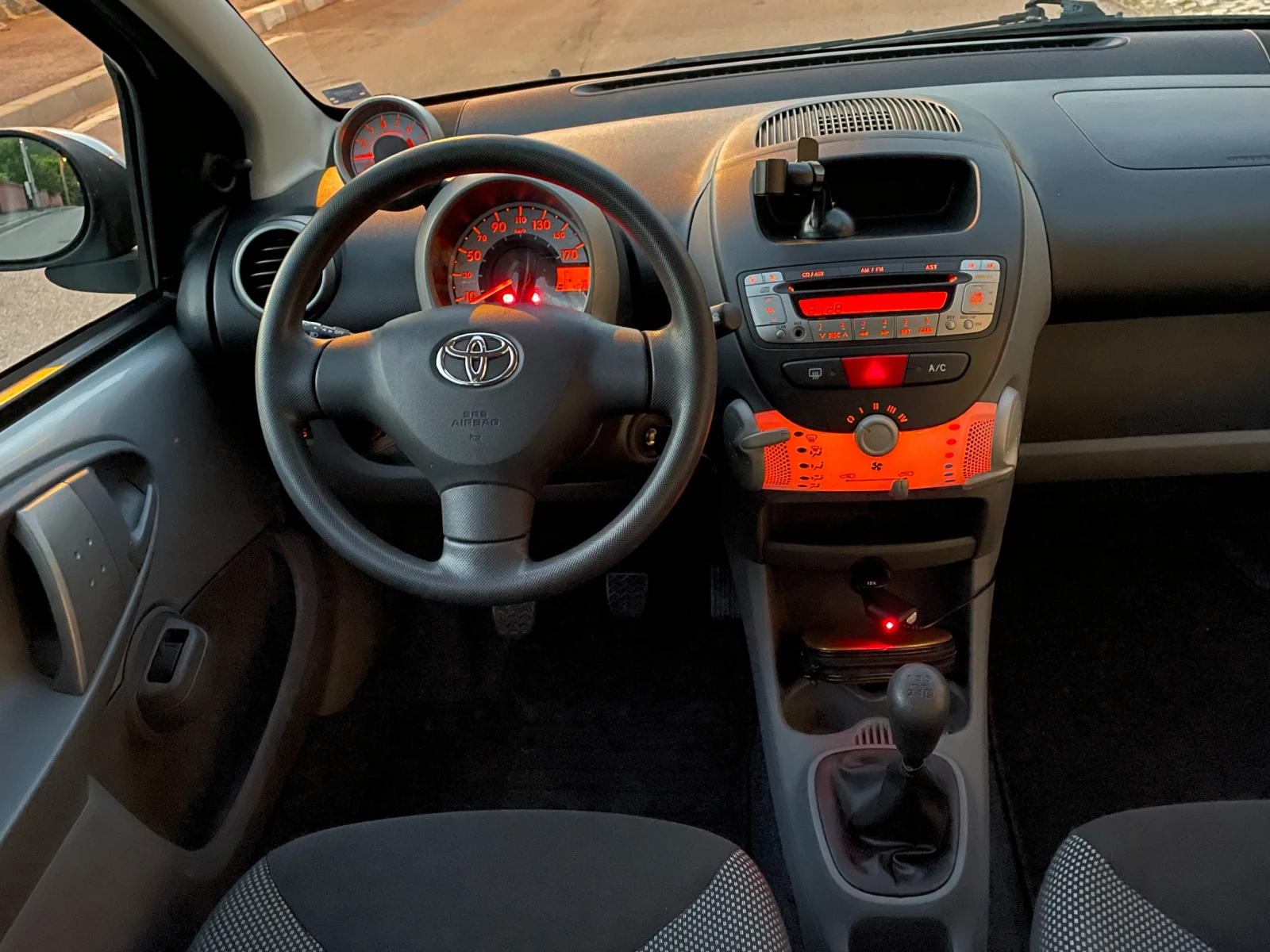 Toyota Aygo 1.0 46000км. История  - изображение 7