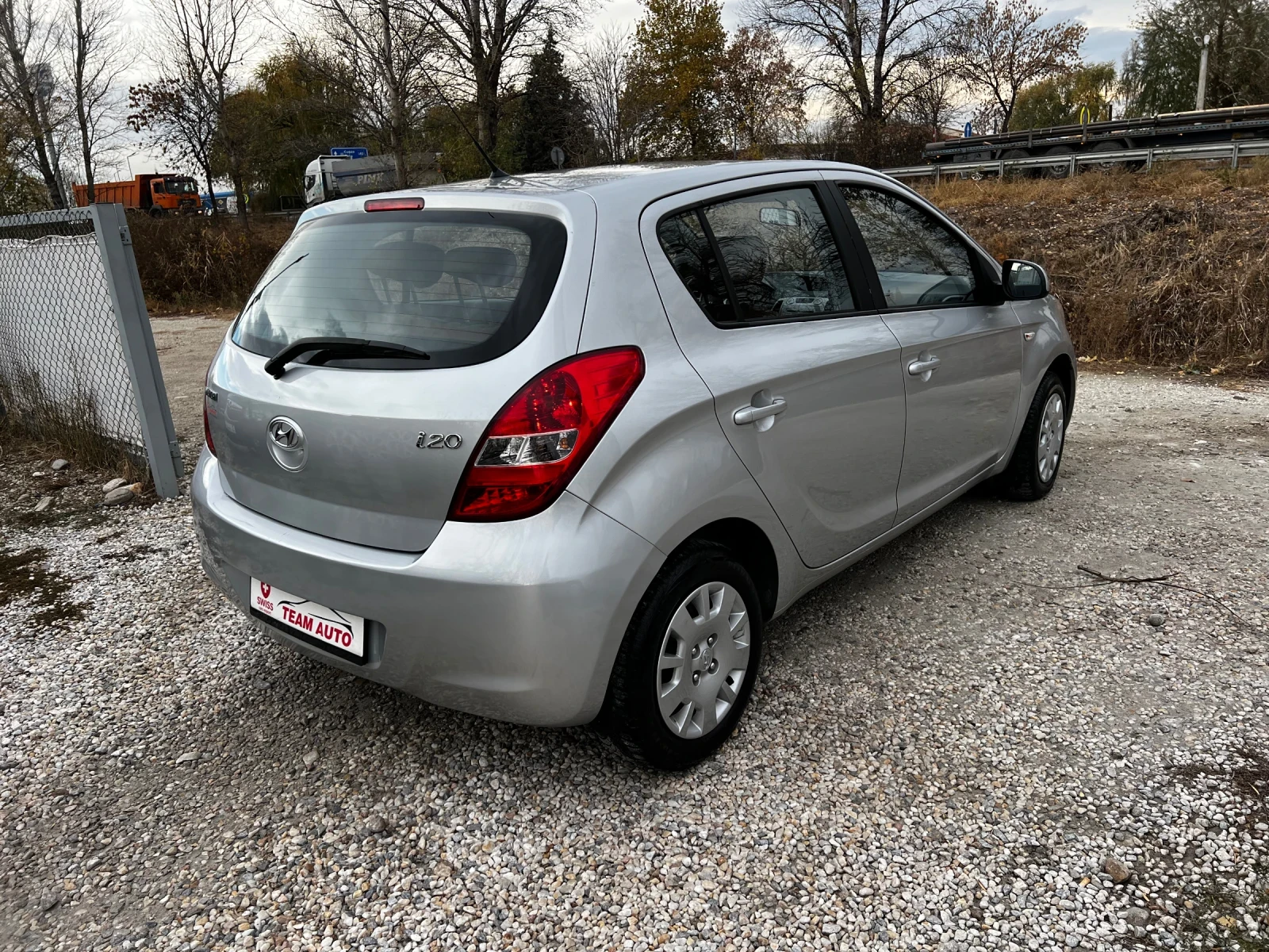 Hyundai I20 1.6i 131000km PREMIUM EDITION - изображение 4