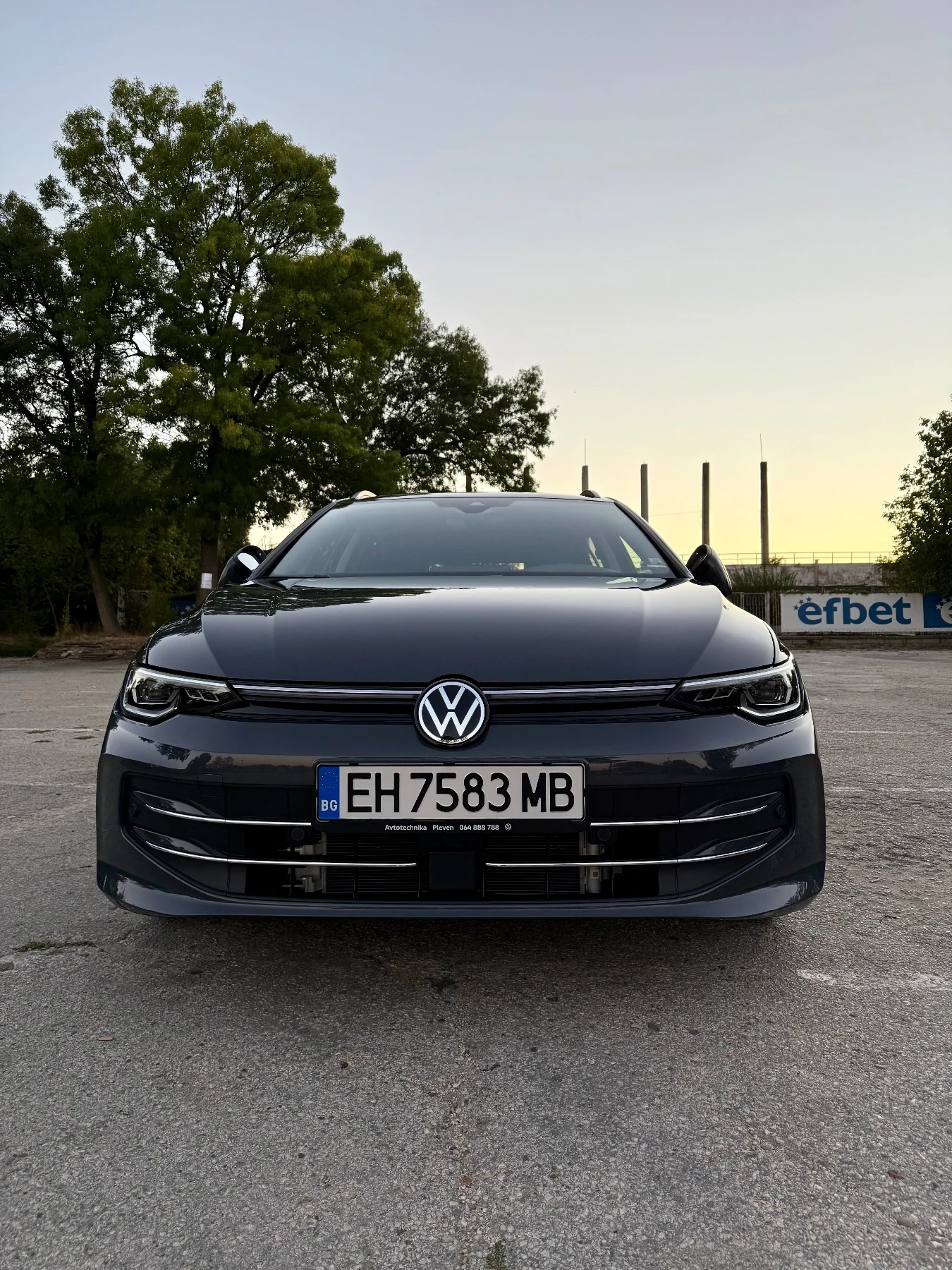 VW Golf Variant 1.5etsi style 48v mild hybrid 150 Видео - изображение 3