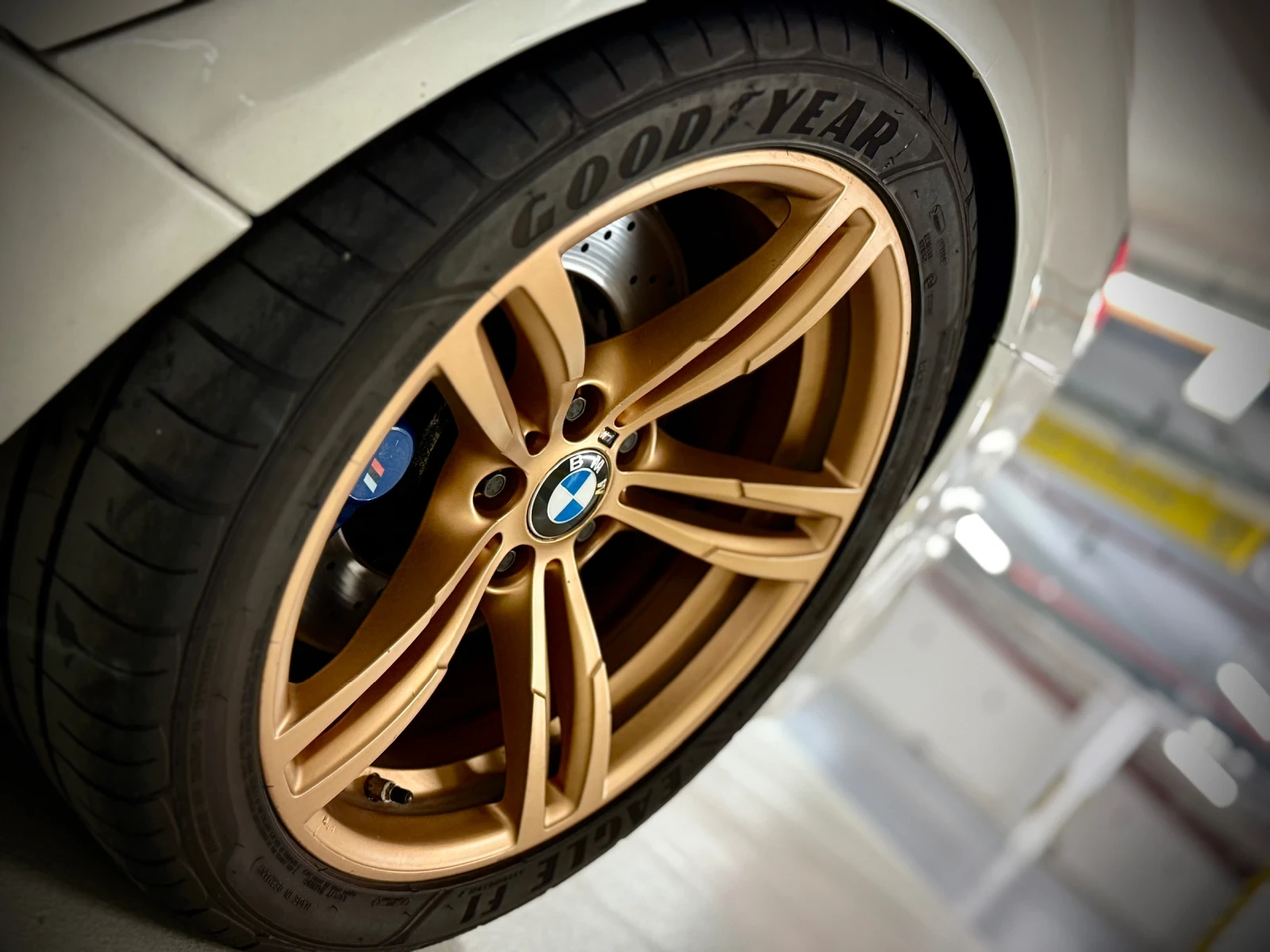BMW M3  - изображение 10
