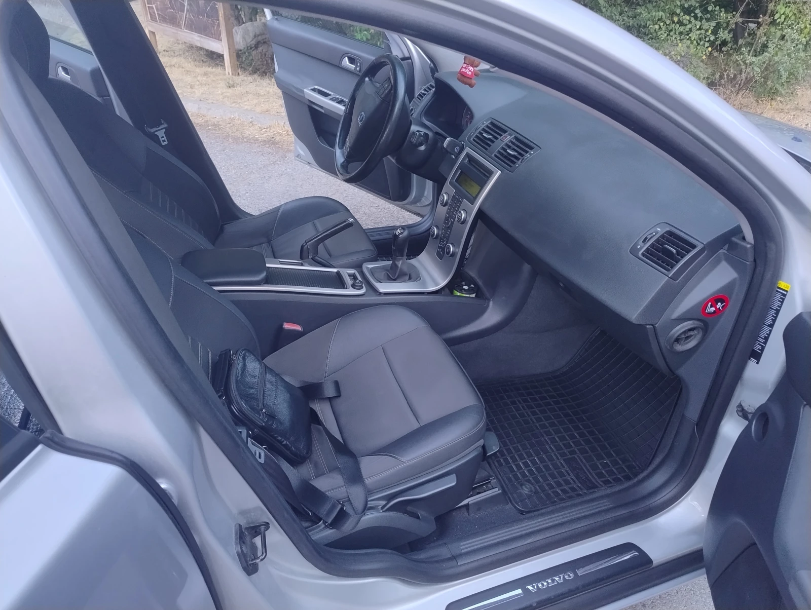 Volvo V50  - изображение 10