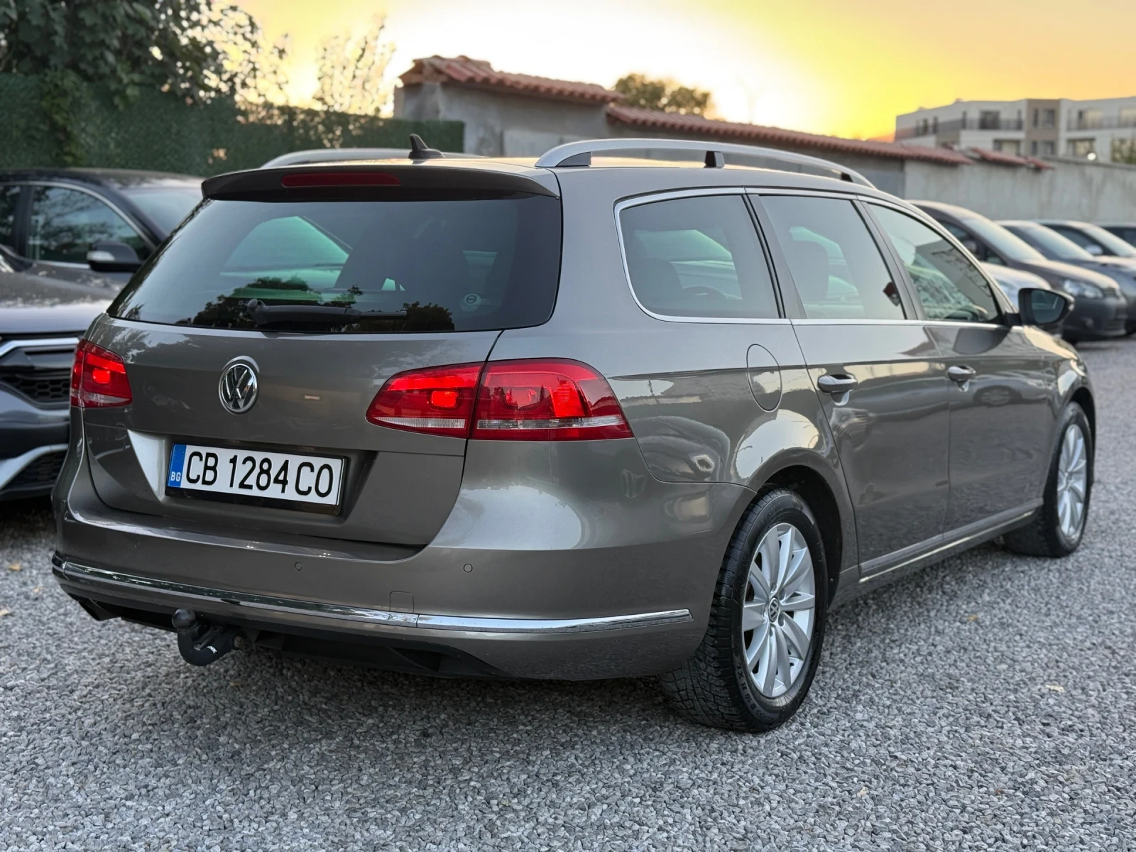 VW Passat 1.6TDI/105hp/Automatic/Панорама/Кожа/Навигация - изображение 7