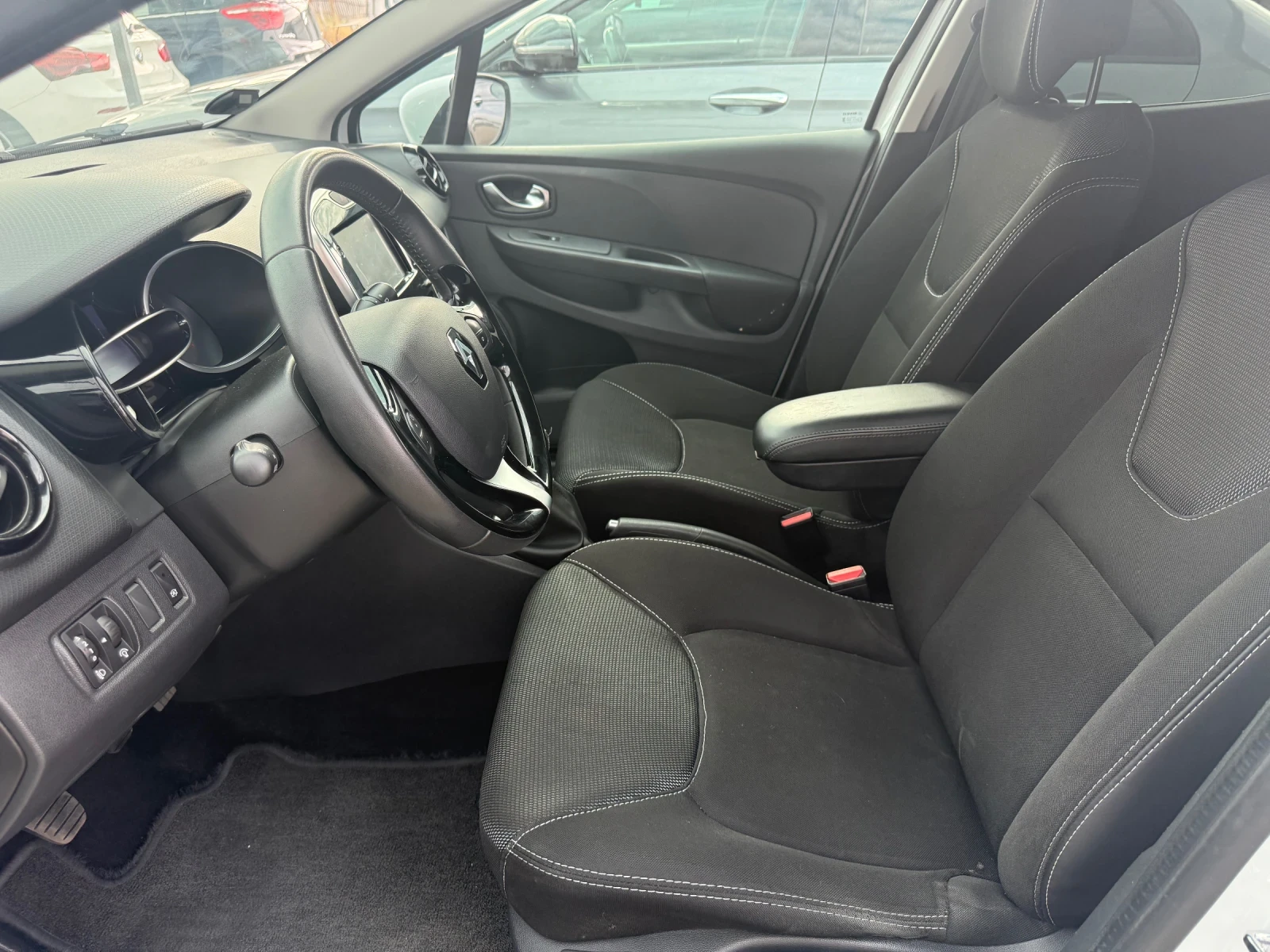 Renault Clio 1.5d/90hp/NAVI/Service Book/  - изображение 8