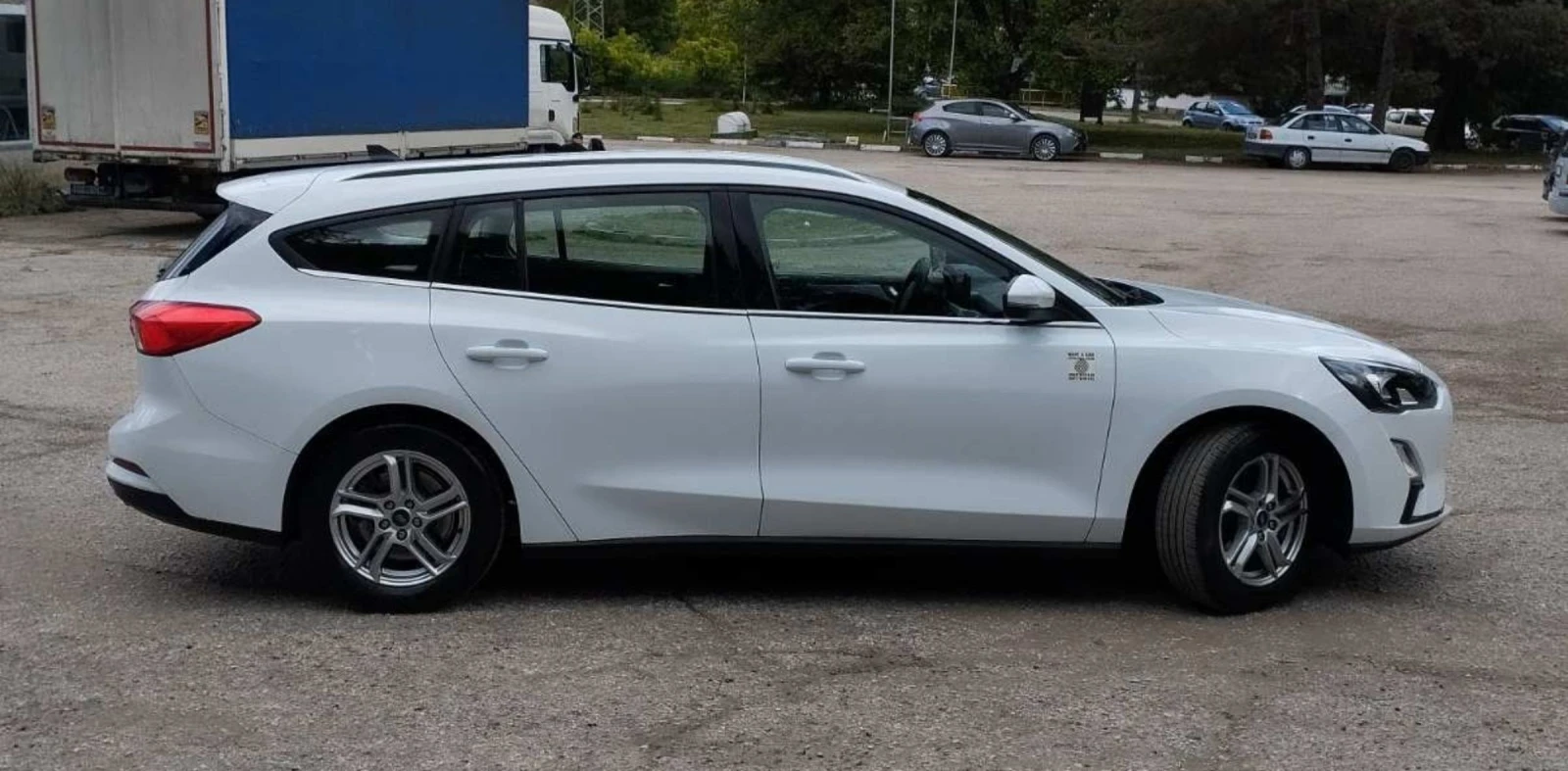 Ford Focus 1.5 - изображение 5