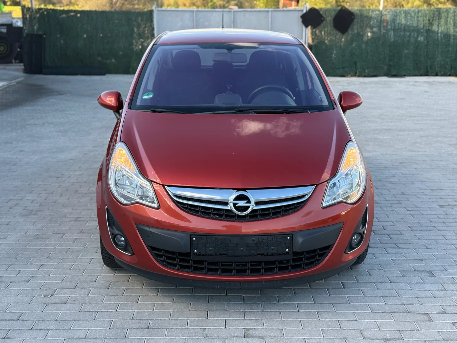 Opel Corsa 1.3d/90hp/NAVI/COSMO/ - изображение 2