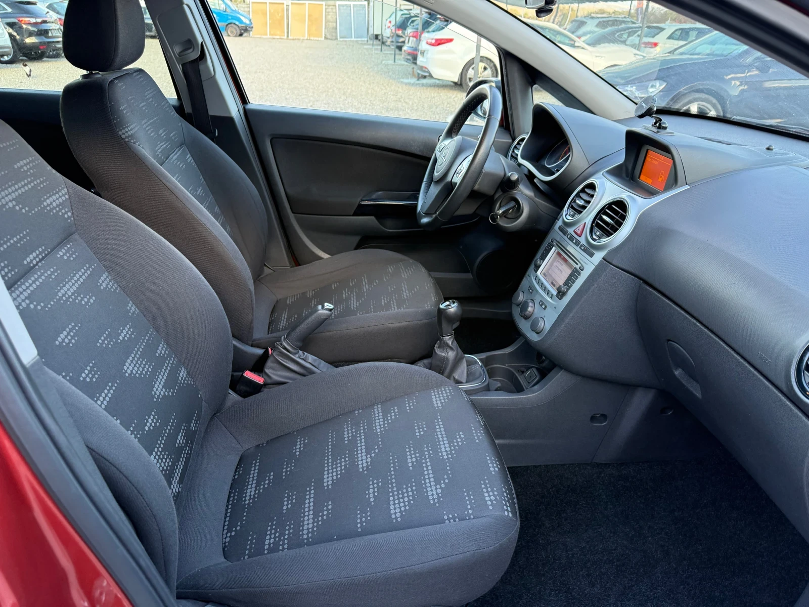 Opel Corsa 1.3d/90hp/NAVI/COSMO/ - изображение 10