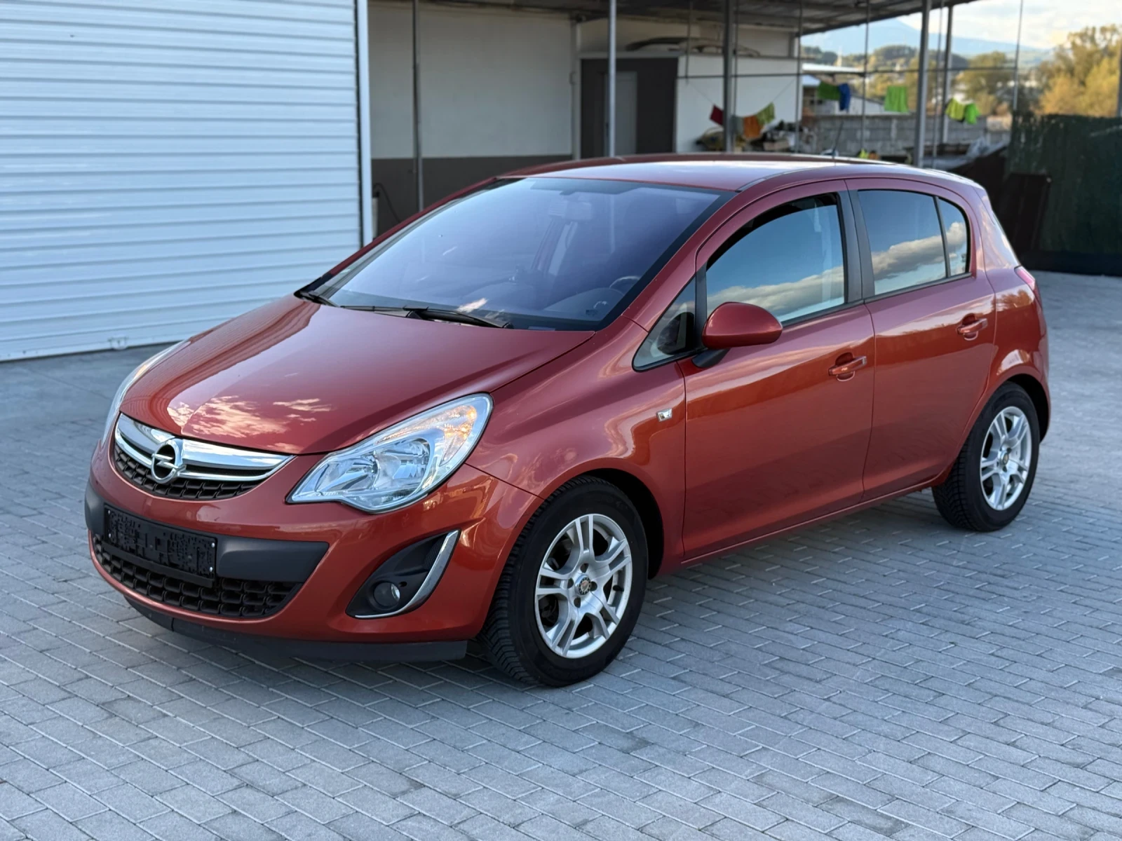 Opel Corsa 1.3d/90hp/NAVI/COSMO/ - изображение 3