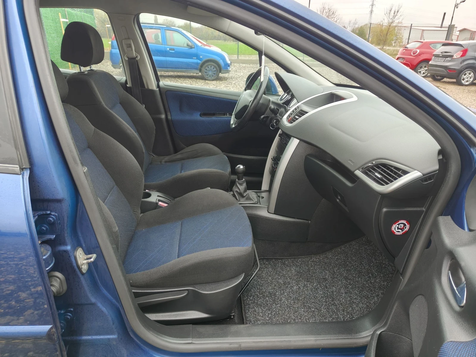 Peugeot 207 1.4i 90 | Mobile.bg   12