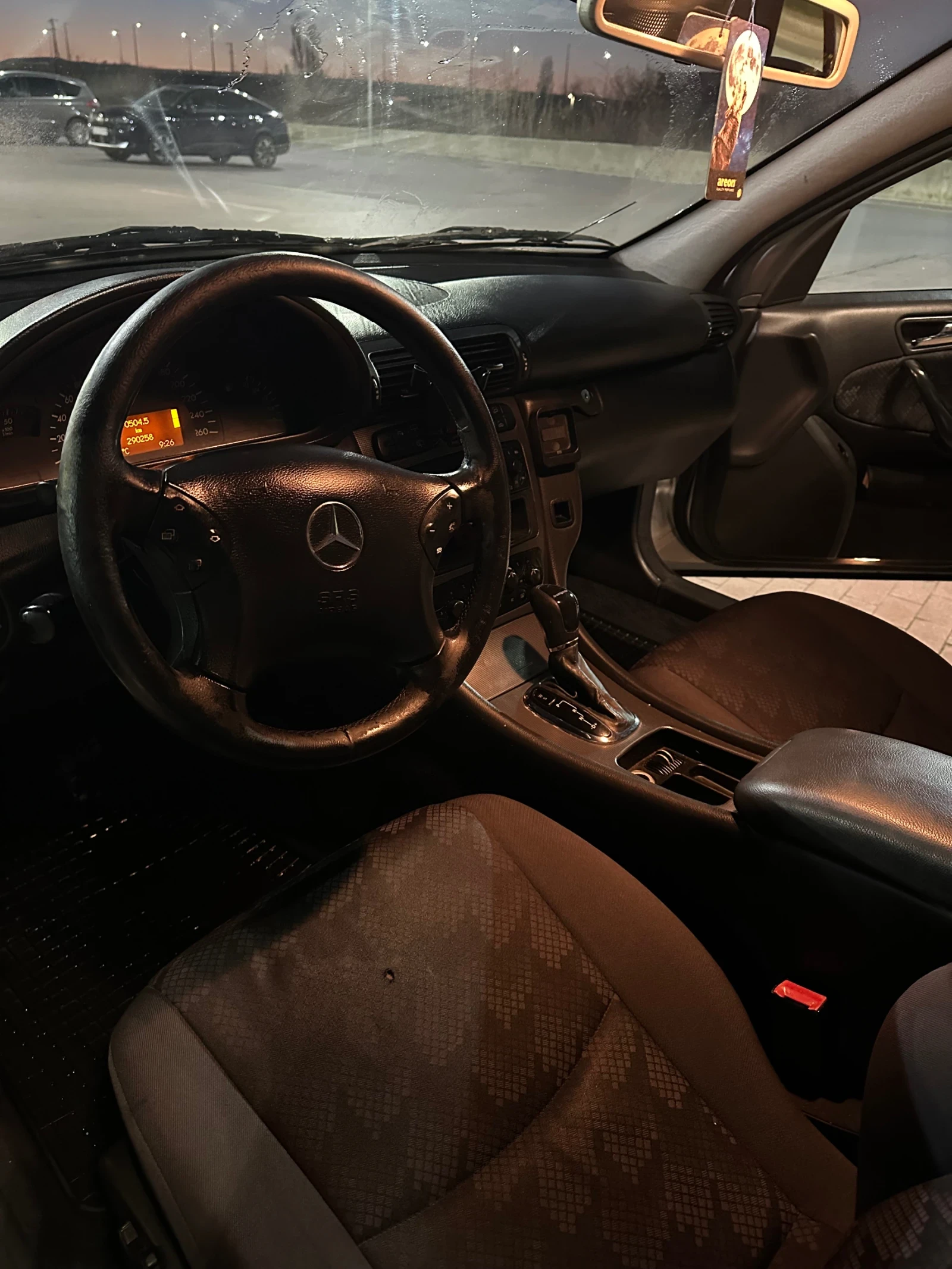 Mercedes-Benz C 220  - изображение 7