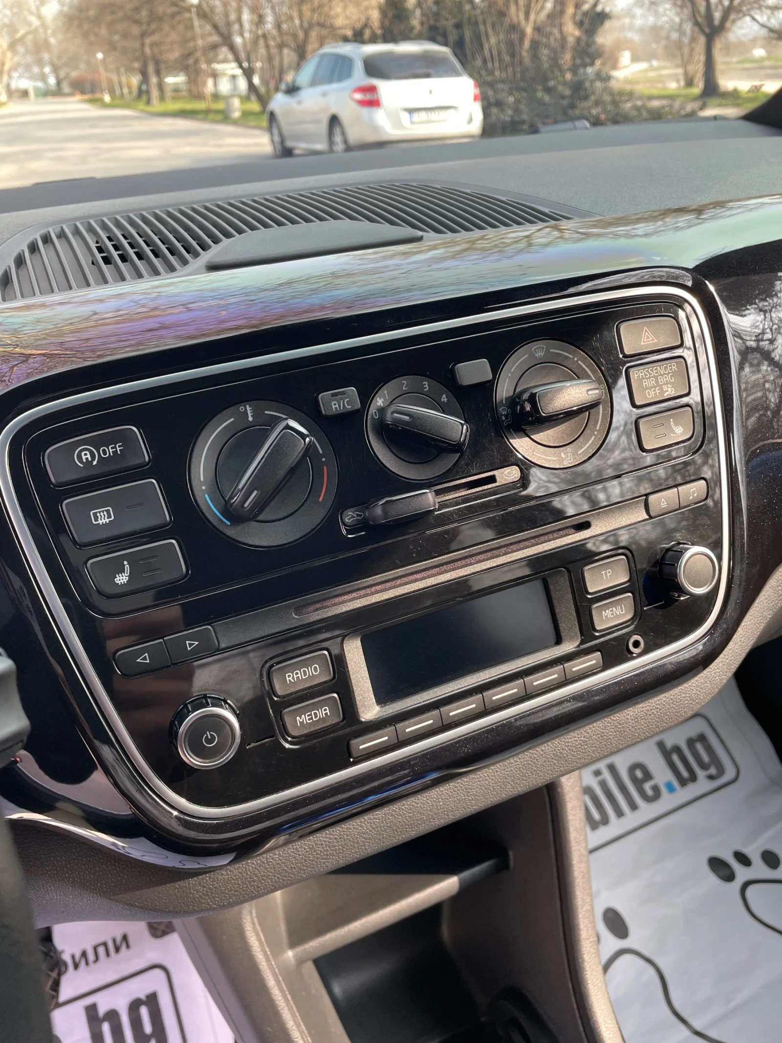 VW Up EcoUp- CUP, снимка 11 - Автомобили и джипове - 53877575