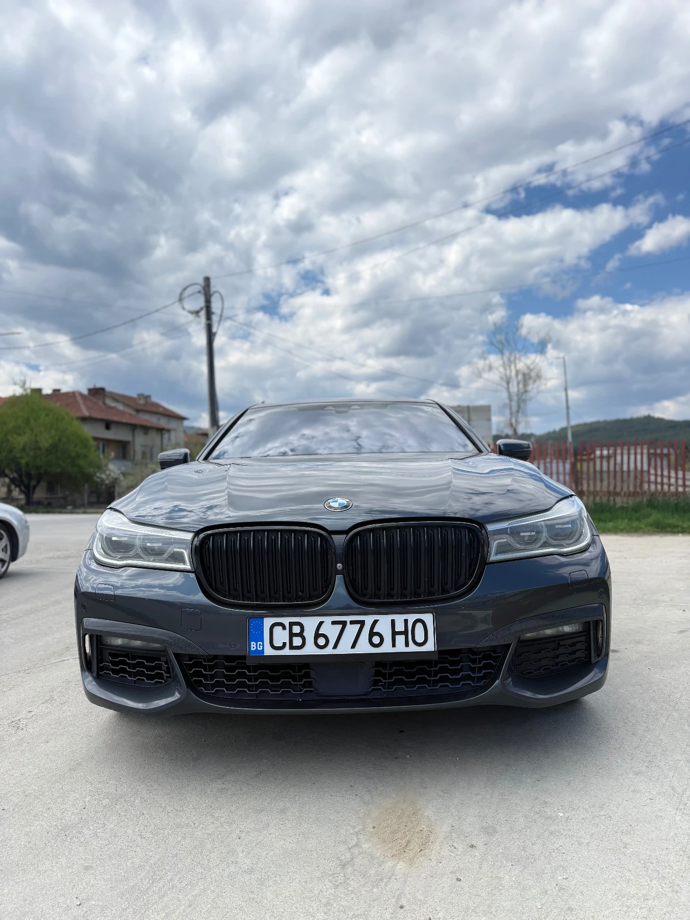 BMW 750 750i xdrive напълно обслужено, снимка 3 - Автомобили и джипове - 54341746