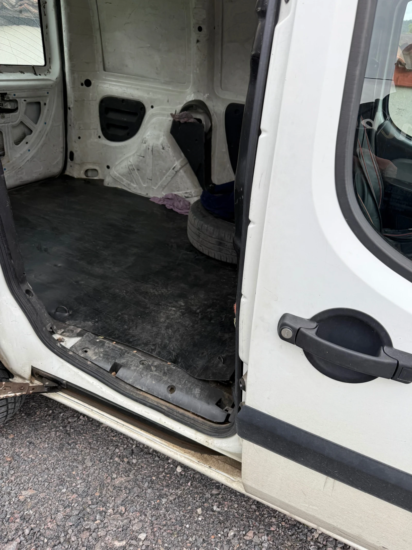 Fiat Doblo 1.3, снимка 9 - Автомобили и джипове - 54481587