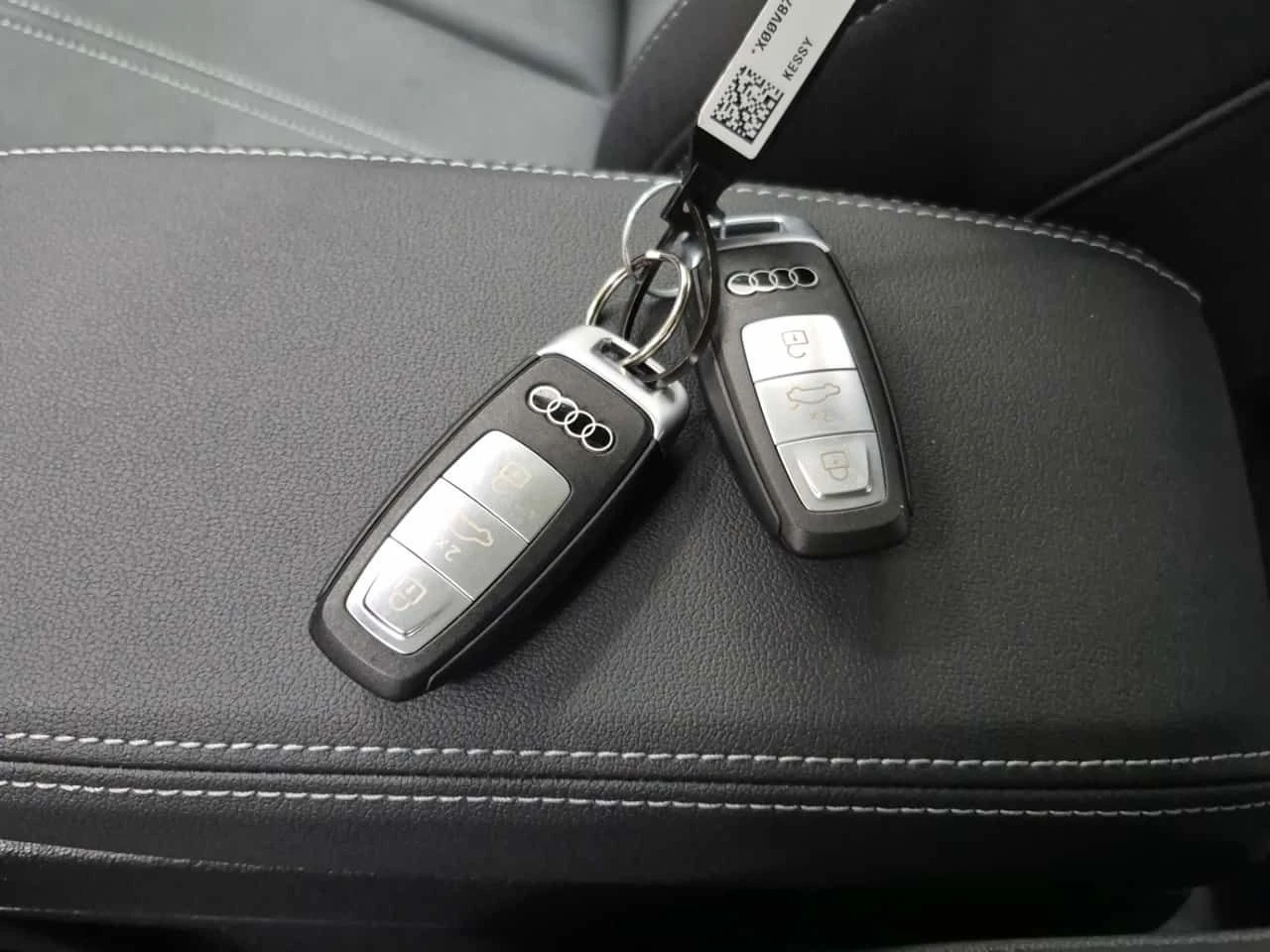 Audi A3  TECHNIK / MATRIX / HEAD UP / B&O  , снимка 8 - Автомобили и джипове - 54599559
