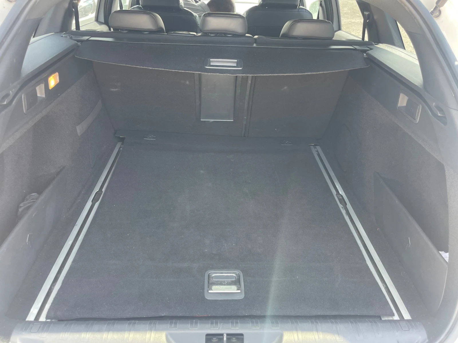 Peugeot 308 2.0HDi GT-line 181кс, снимка 15 - Автомобили и джипове - 54776537