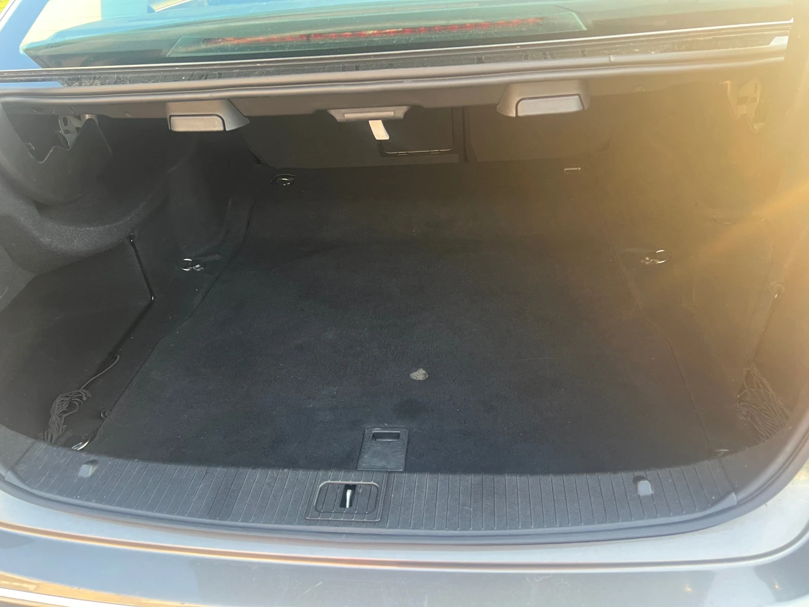 Mercedes-Benz E 350 CGI Avantgarde | �������� | ������ | Bi-Xenon | 7G | Mobile.bg � ����������� 9