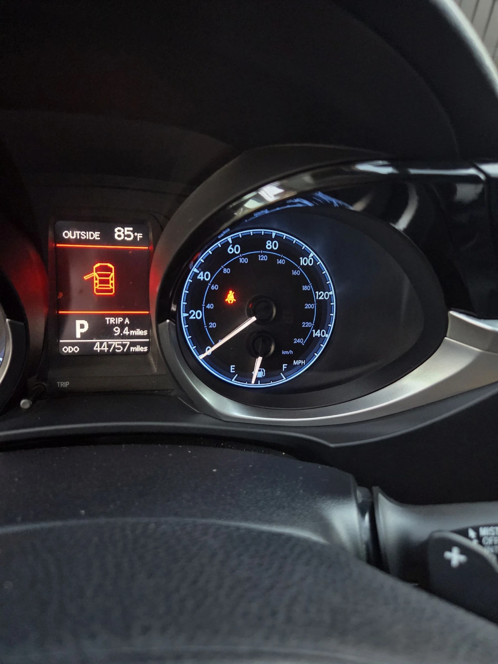 Toyota Corolla, снимка 16 - Автомобили и джипове - 55052153