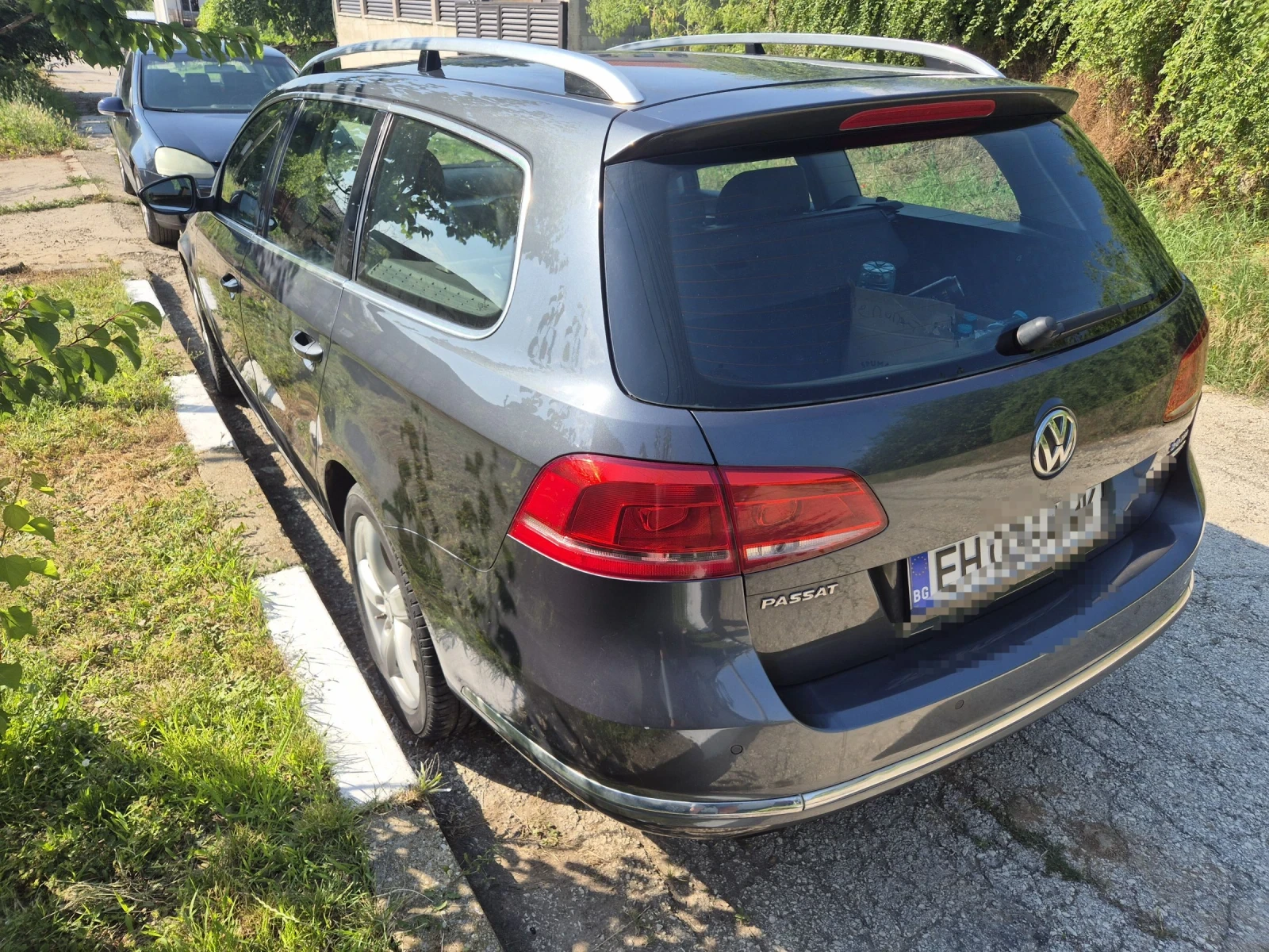 VW Passat 2.0 TDI, снимка 2 - Автомобили и джипове - 55112367