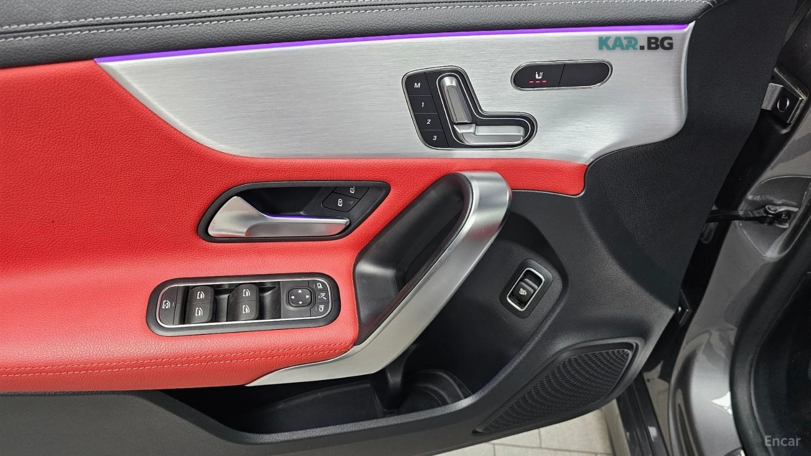 Mercedes-Benz A 35 AMG 4MATIC* КОЖА* НАВИ* ПАНО* КАМЕРА, снимка 14 - Автомобили и джипове - 55209293