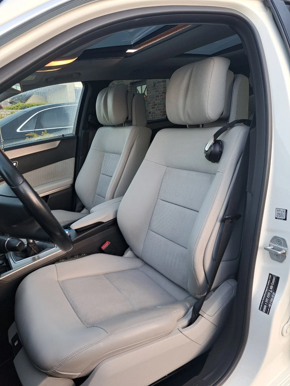 Mercedes-Benz E 200 Нов внос от Белгия!!!, снимка 11 - Автомобили и джипове - 55254930