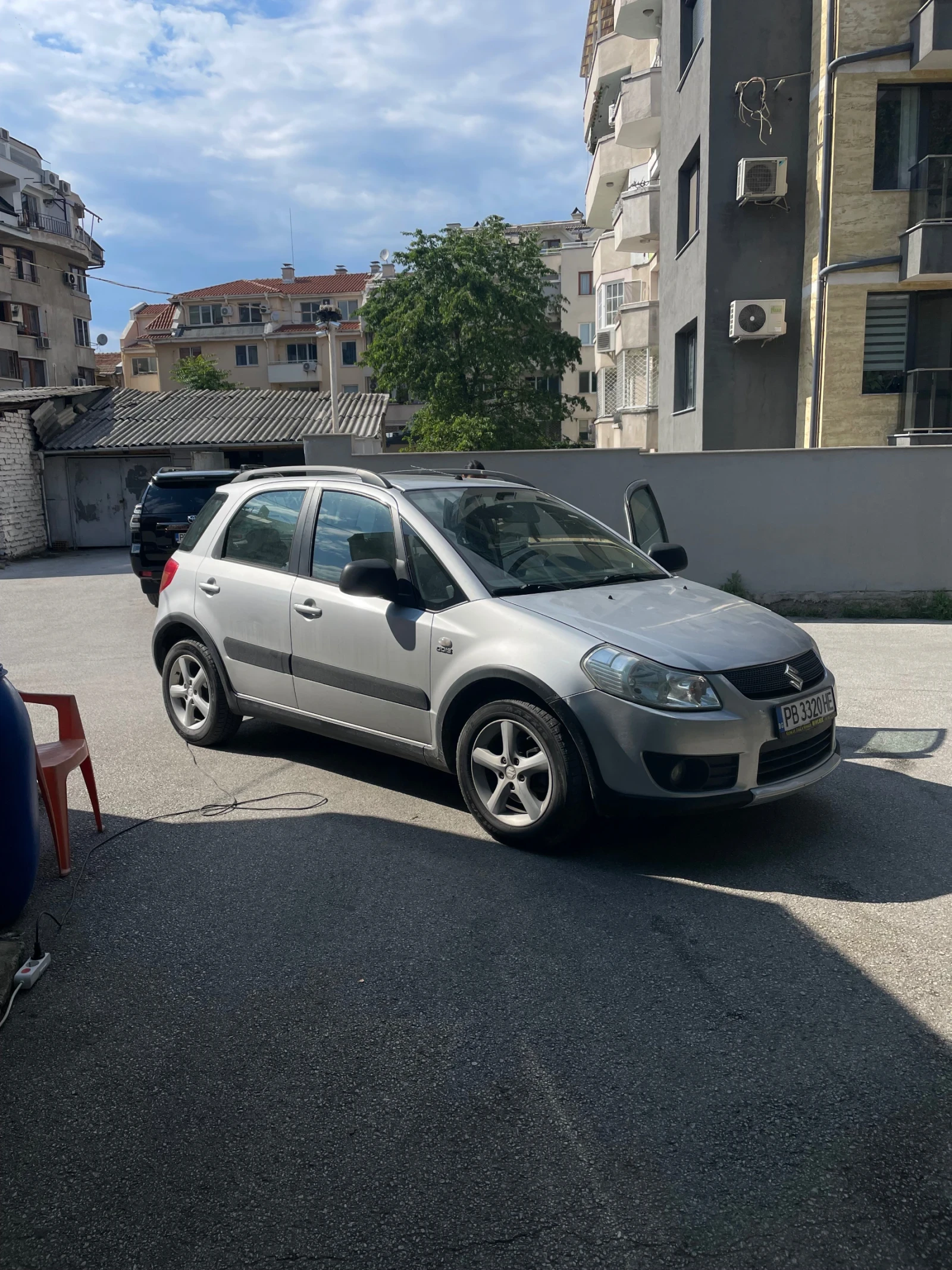 Suzuki SX4, снимка 6 - Автомобили и джипове - 55413091