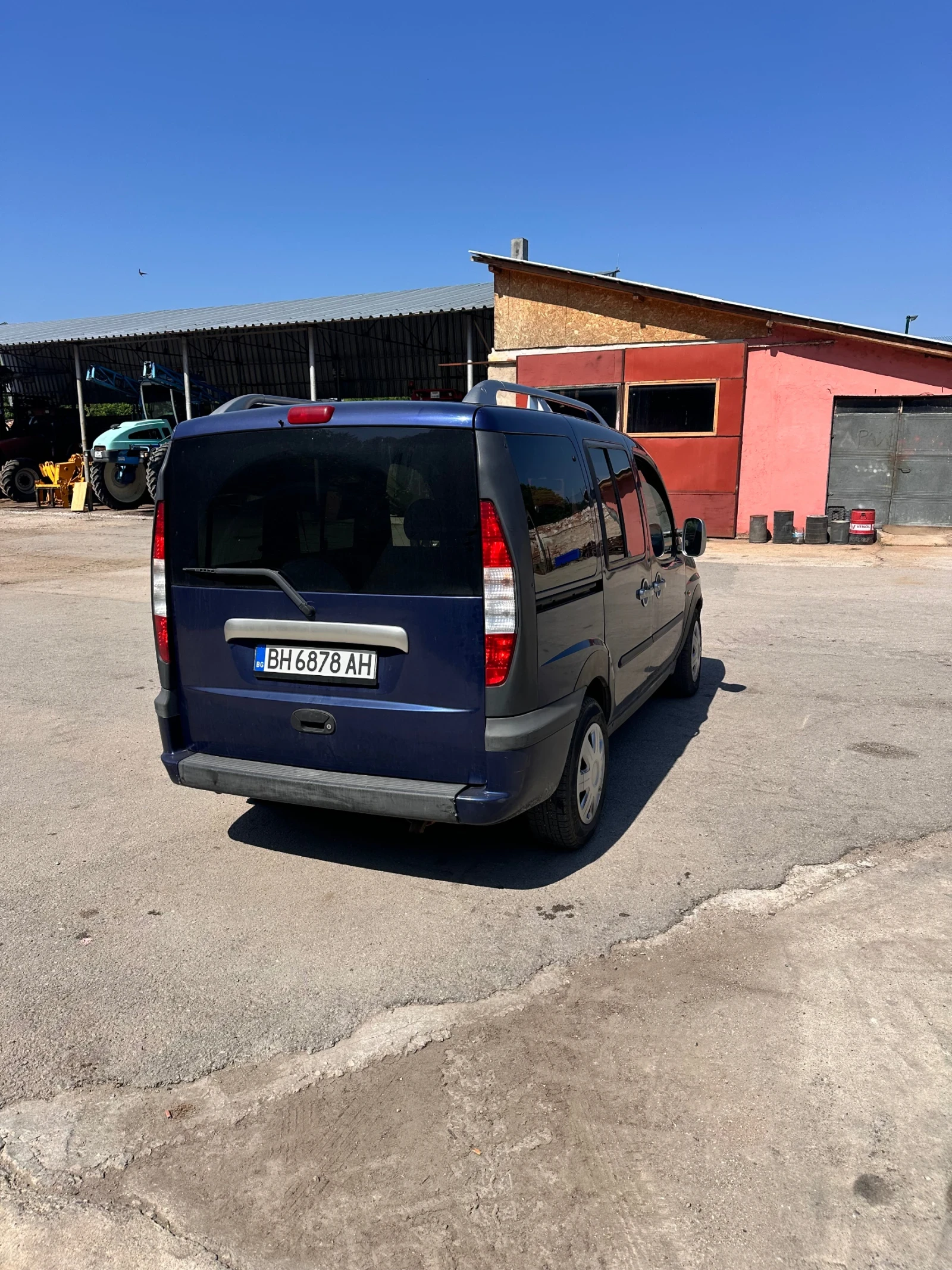 Fiat Doblo 1.9 JTD, снимка 3 - Автомобили и джипове - 55549616