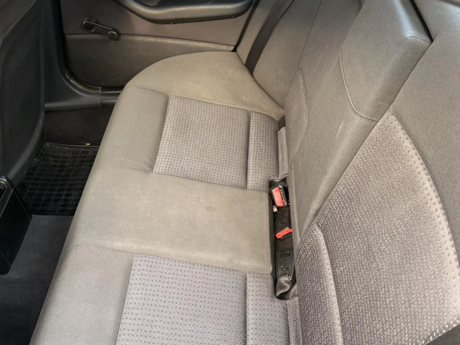 BMW 320, снимка 16 - Автомобили и джипове - 55630624