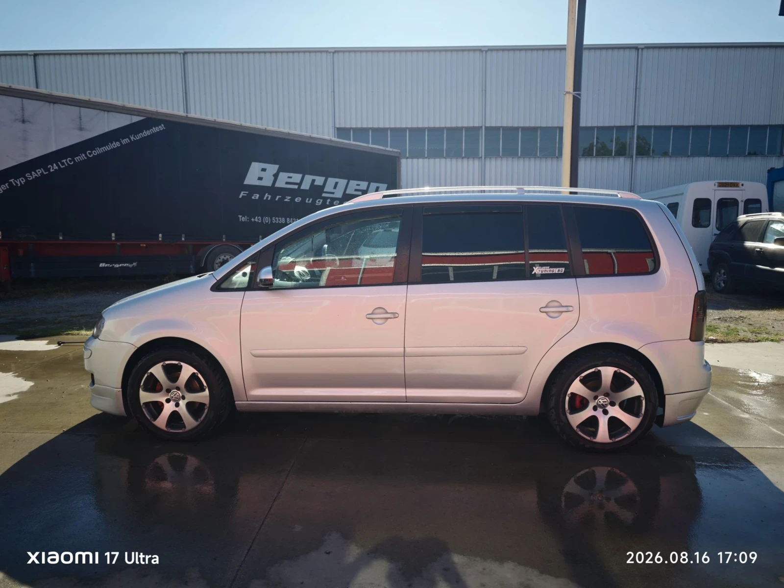 VW Touran, снимка 3 - Автомобили и джипове - 55682228